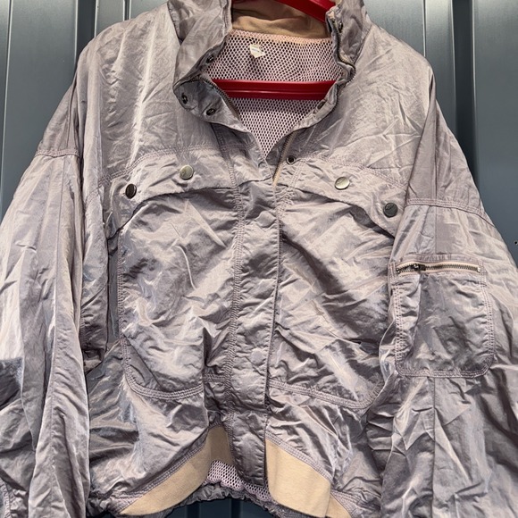 Free People FP Movement Opal Satin Jacket Medium EUC - Picture 3 of 8